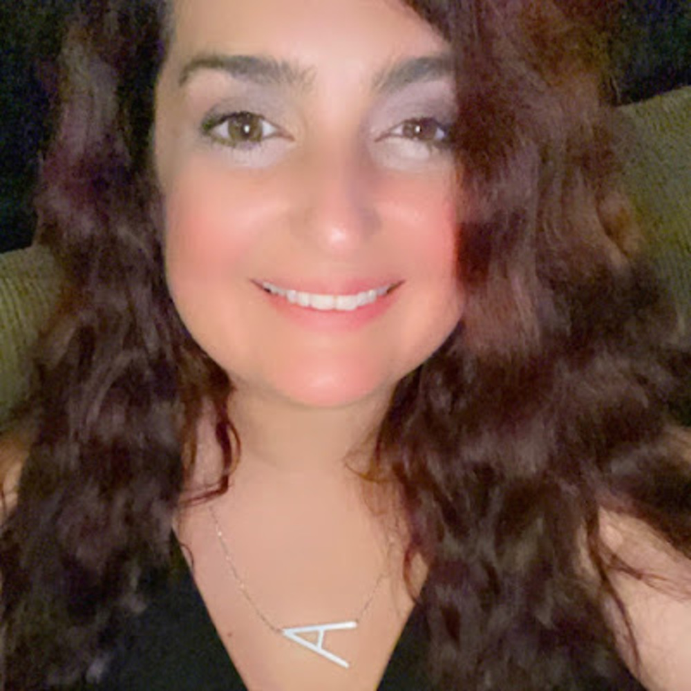 Meet your Posher, Carla